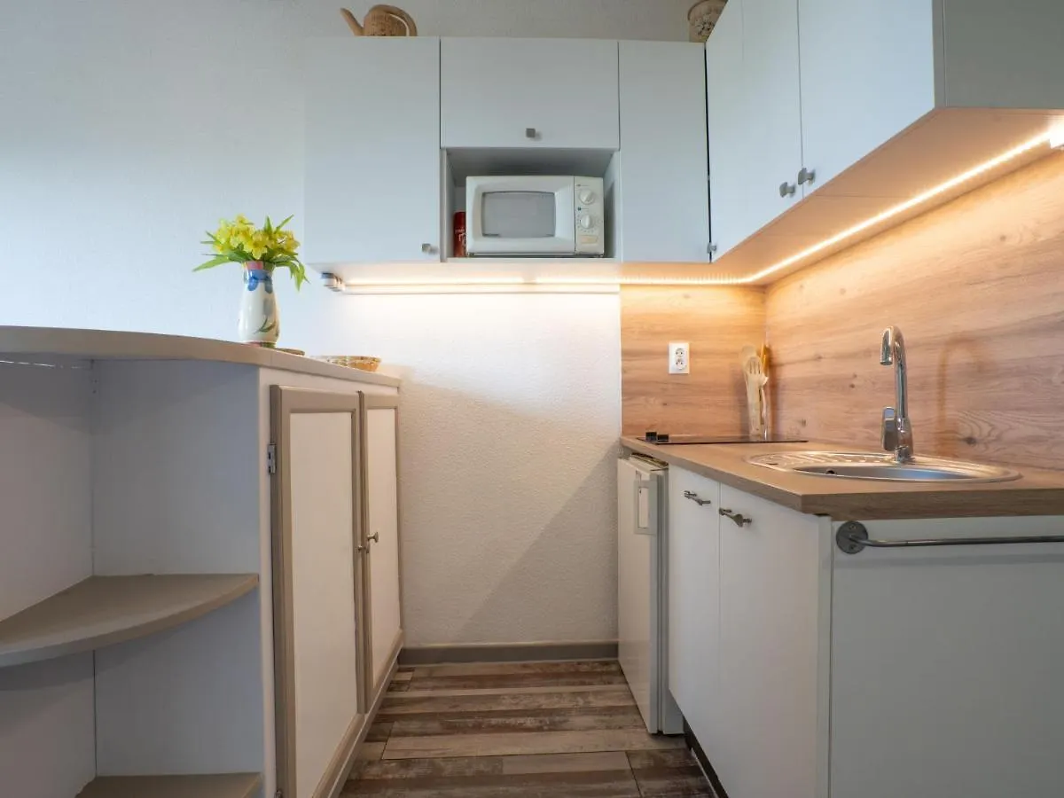 Apartment Les Terrasses De La Mer-2 By Interhome Saint Aygulf