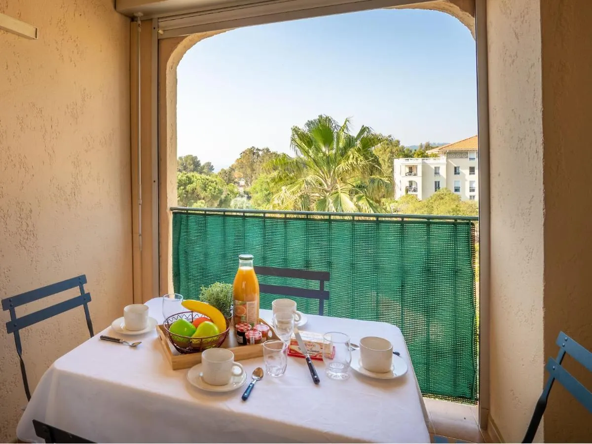 Apartment Les Terrasses De La Mer-2 By Interhome Saint Aygulf