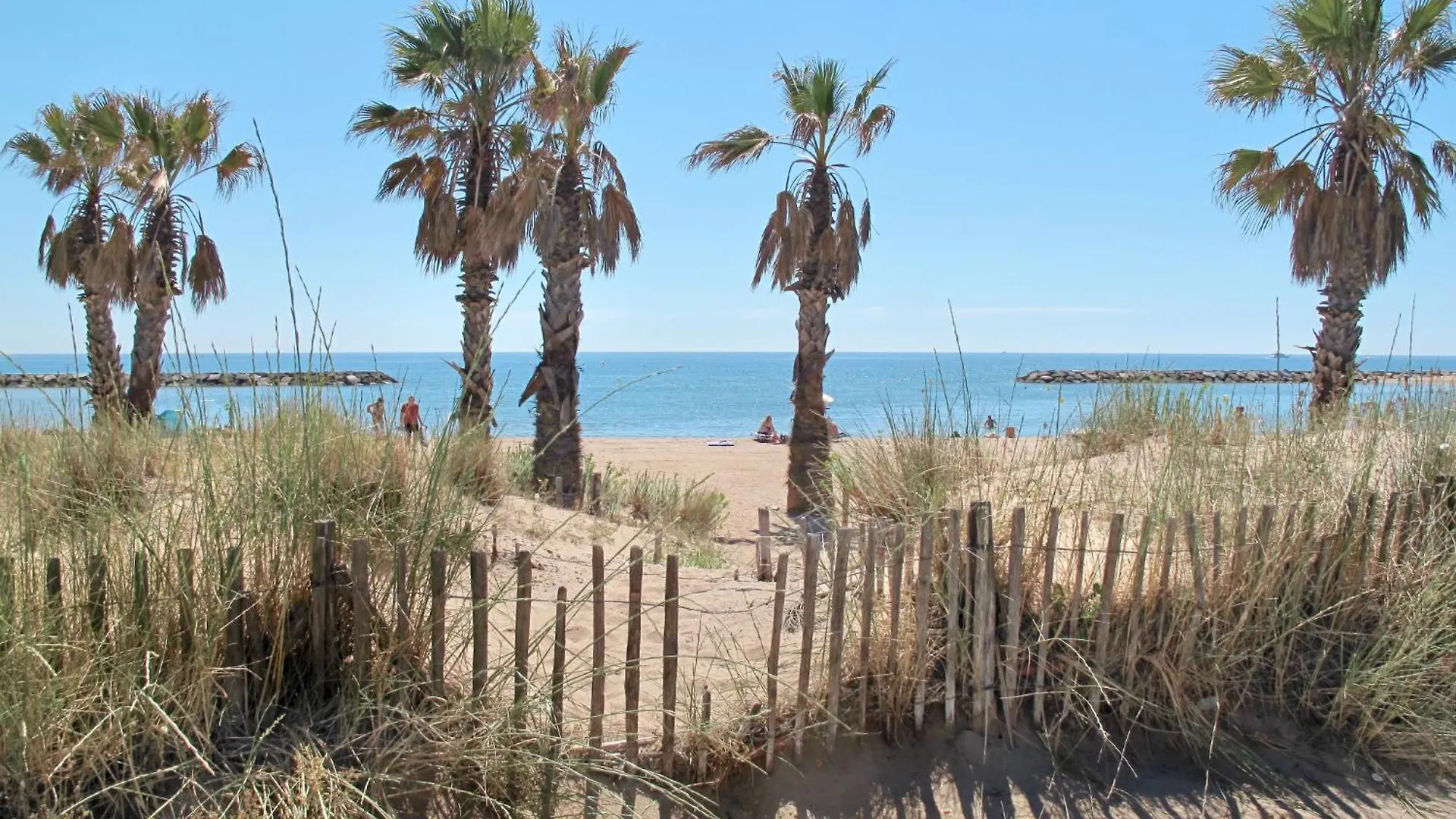 Apartment Les Terrasses De La Mer-2 By Interhome Saint Aygulf France