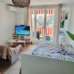 Climatisé Design Au Cœur De St-aygulf à 200 Metres La Appartement